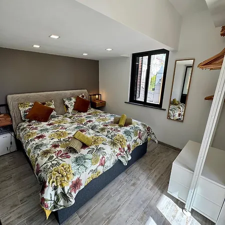 Casa Flor Do Monte Ferienhaus *